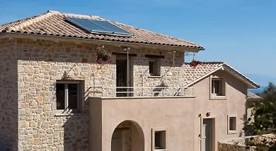 Ionian Horizon Villas מלון *